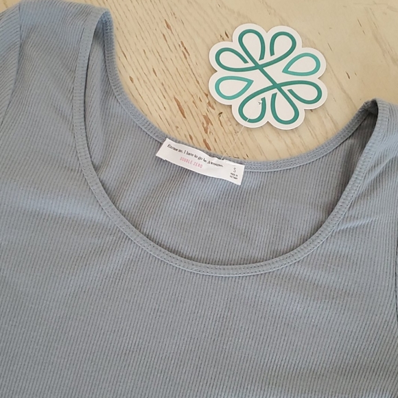 ποΈ Hope's long sleeve Fitted blue dress - Picture 3 of 5